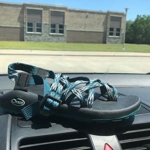 Women’s Chacos Size 8 Regular